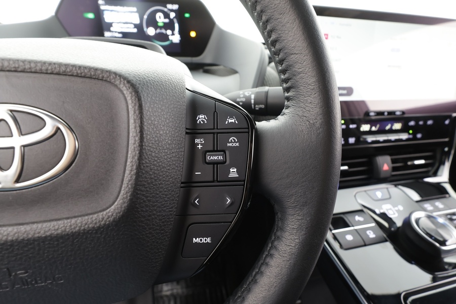 Toyota bZ4X vaihtoauto