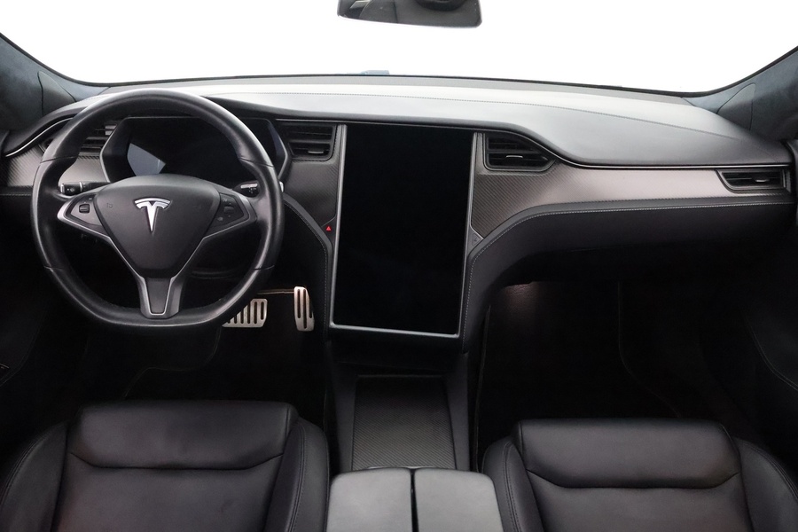 Tesla Model S vaihtoauto