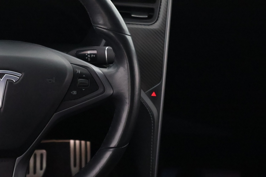 Tesla Model S vaihtoauto