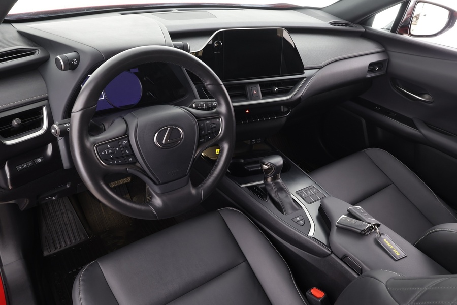 Lexus UX vaihtoauto