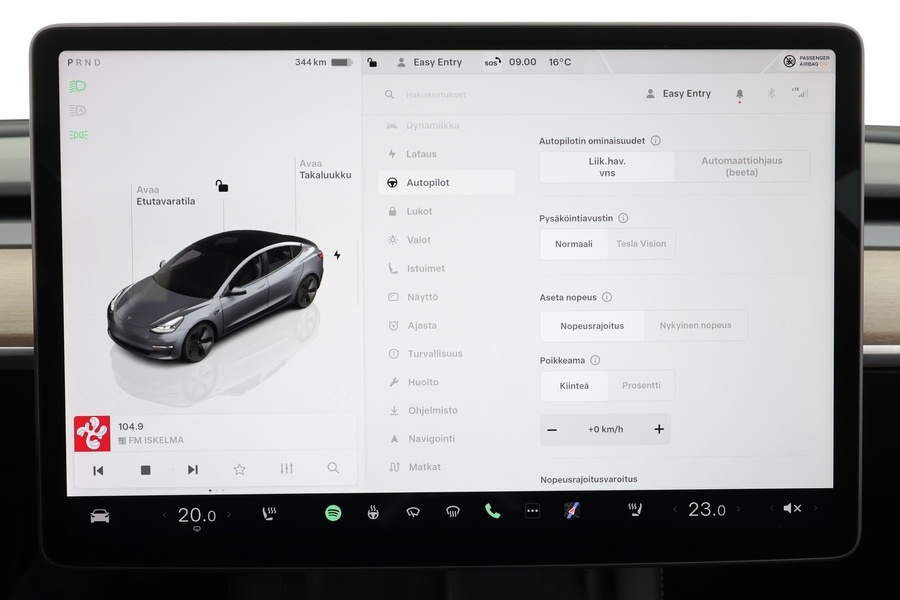 Tesla Model 3 vaihtoauto