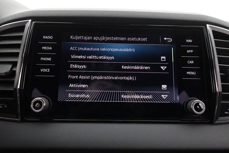 Skoda Karoq vaihtoauto