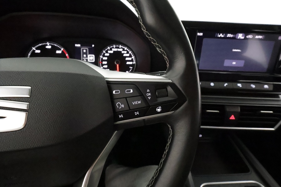 SEAT Leon Sportstourer vaihtoauto