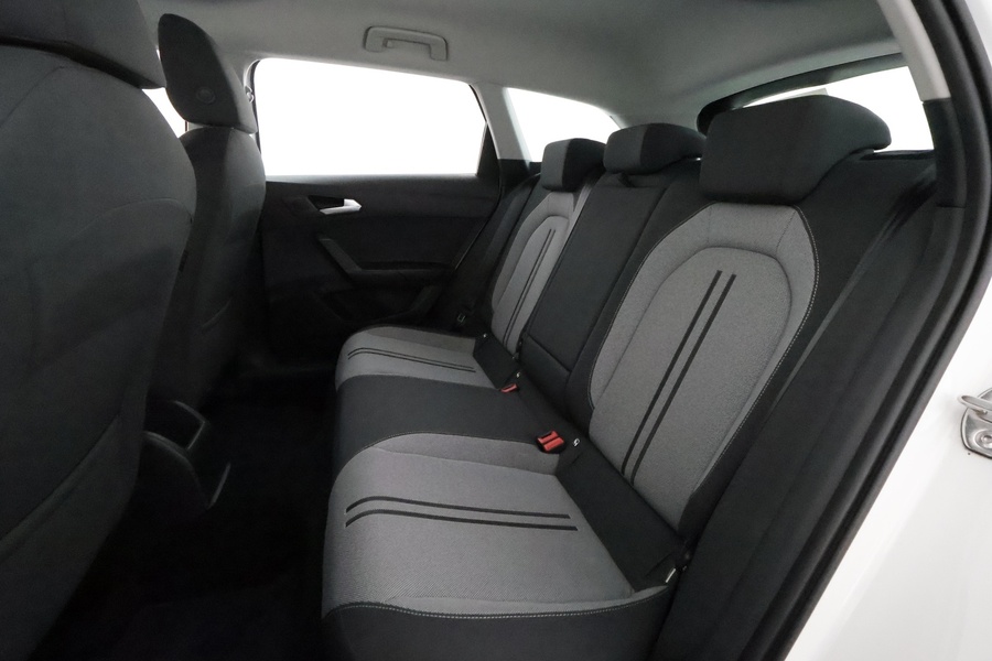 SEAT Leon Sportstourer vaihtoauto