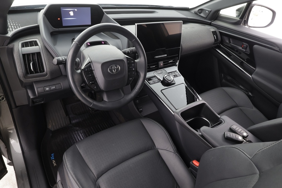 Toyota bZ4X vaihtoauto