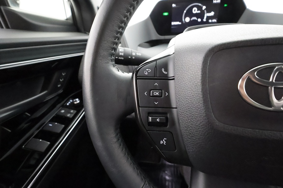 Toyota bZ4X vaihtoauto