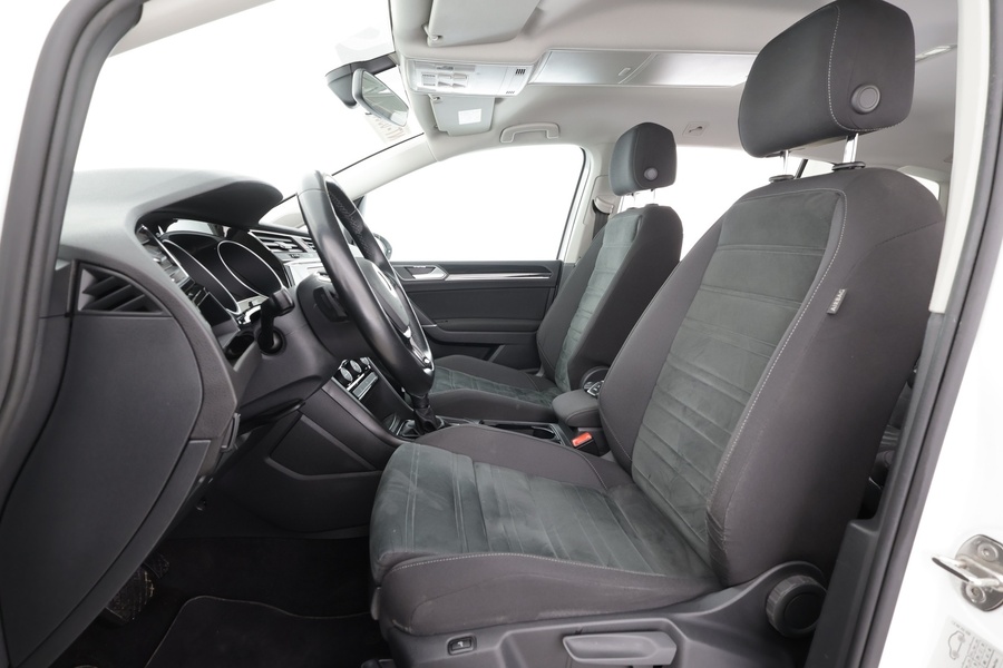 Volkswagen Touran vaihtoauto