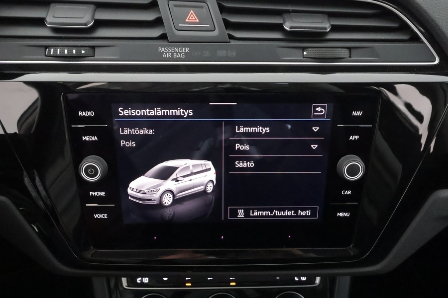 Volkswagen Touran vaihtoauto