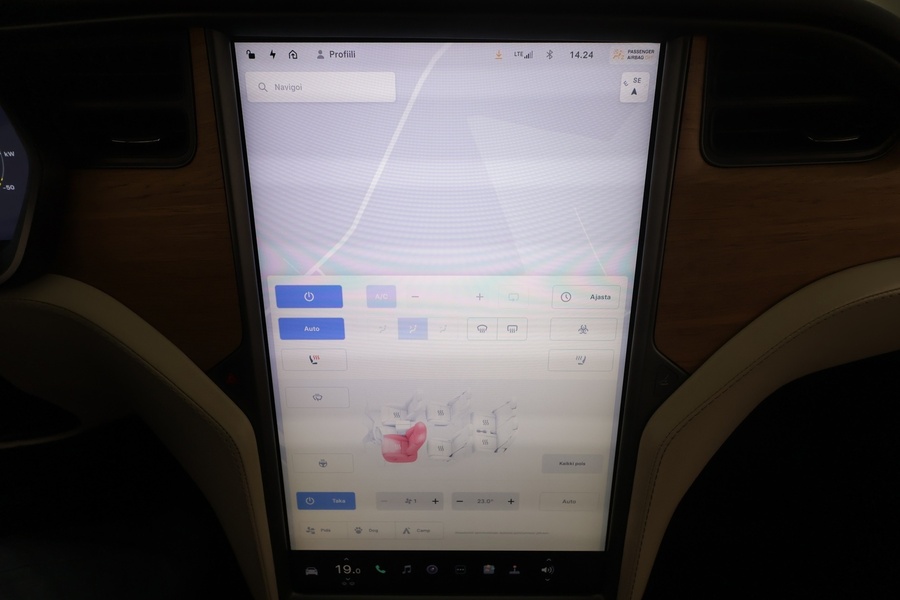 Tesla Model X vaihtoauto