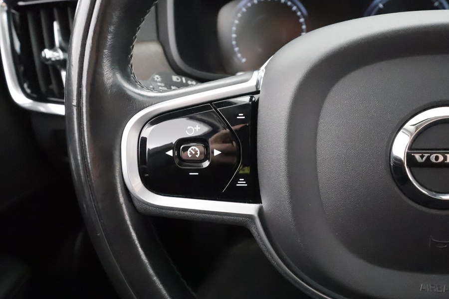 Volvo V90 Cross Country vaihtoauto