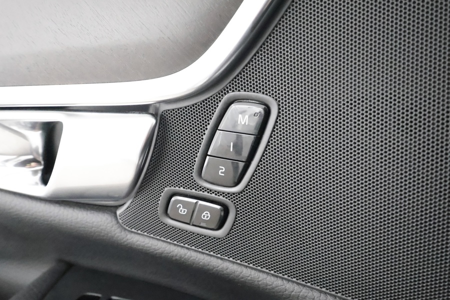 Volvo V90 Cross Country vaihtoauto