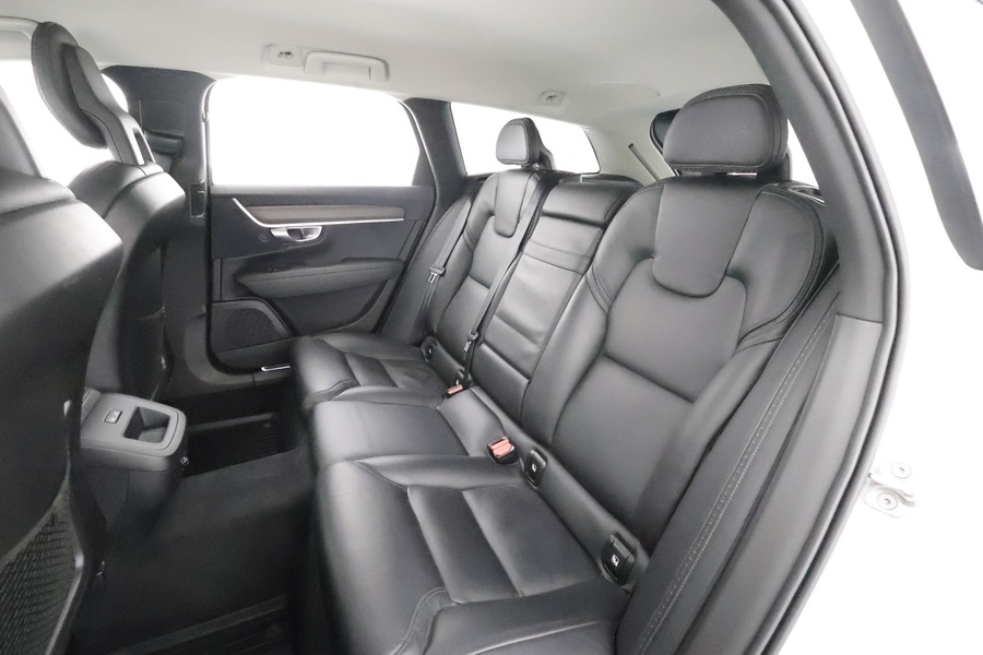 Volvo V90 Cross Country vaihtoauto