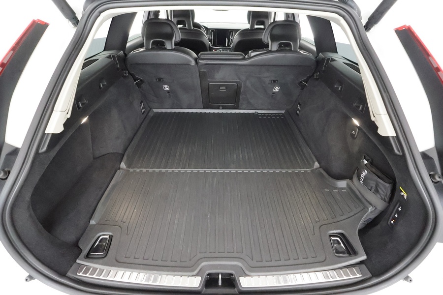 Volvo V90 Cross Country vaihtoauto