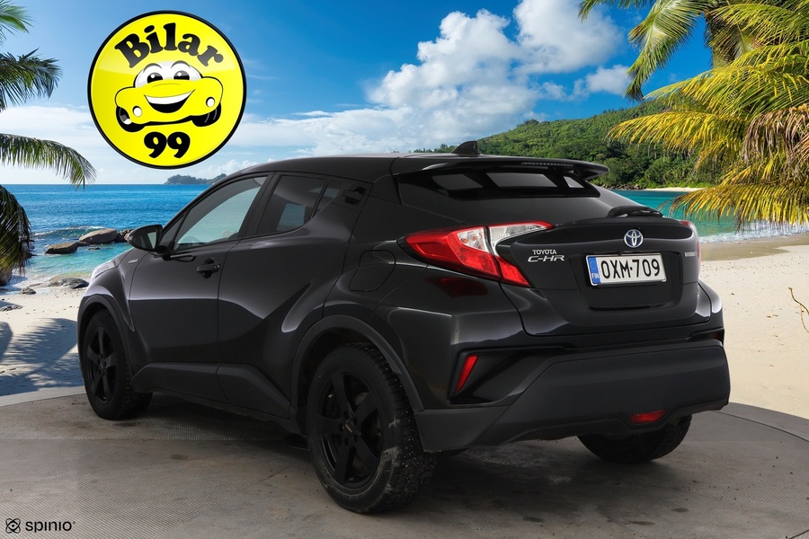 Toyota C-HR vaihtoauto