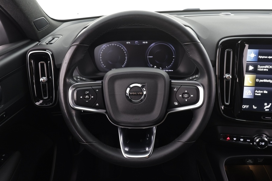 Volvo XC40 vaihtoauto