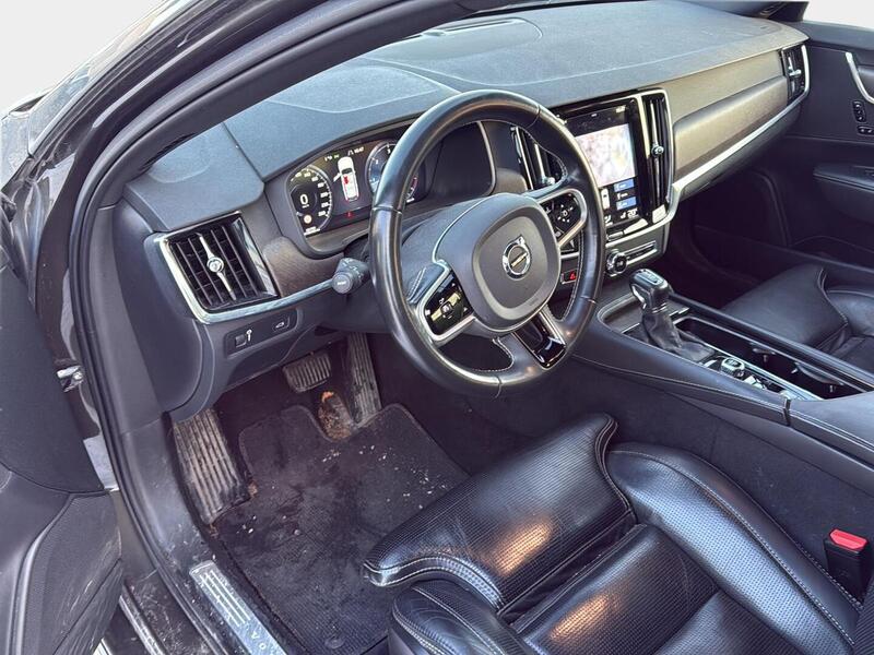 Volvo V90 Cross Country vaihtoauto