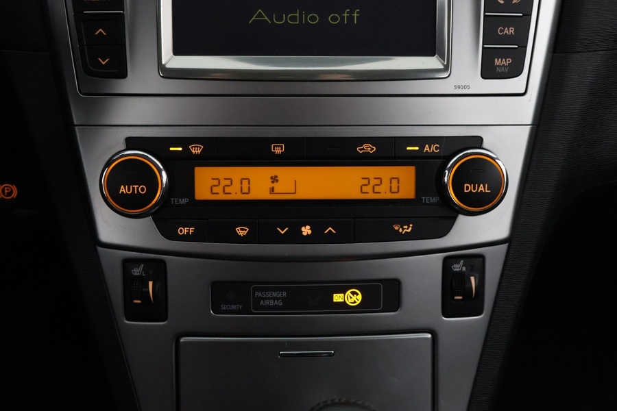 Toyota Avensis vaihtoauto