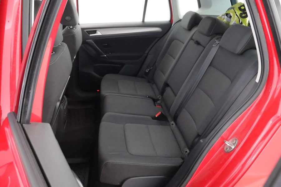 Volkswagen Golf Sportsvan vaihtoauto