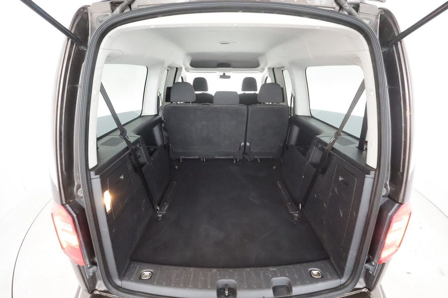 Volkswagen Caddy Maxi vaihtoauto