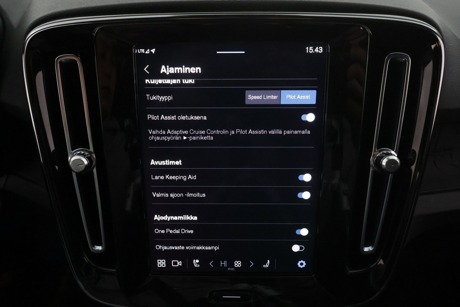 Volvo XC40 vaihtoauto