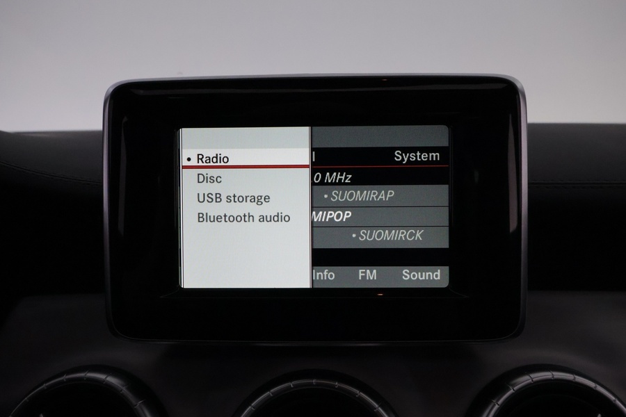 Mercedes-Benz CLA-sarja vaihtoauto