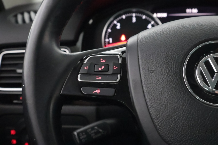 Volkswagen Touareg vaihtoauto