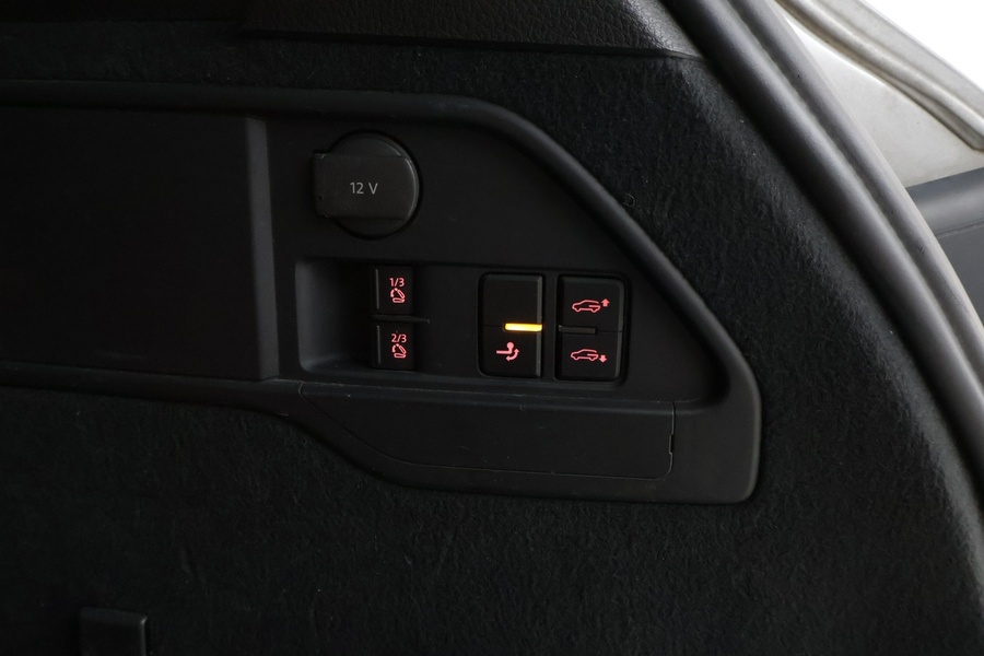 Volkswagen Touareg vaihtoauto