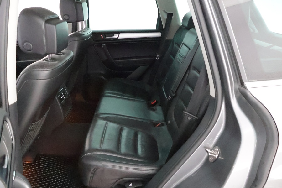 Volkswagen Touareg vaihtoauto