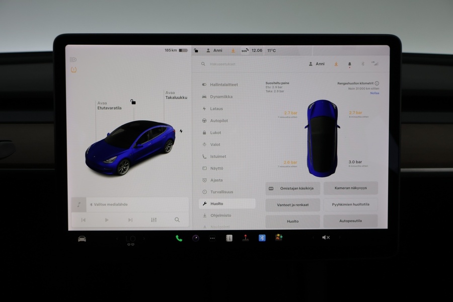 Tesla Model 3 vaihtoauto