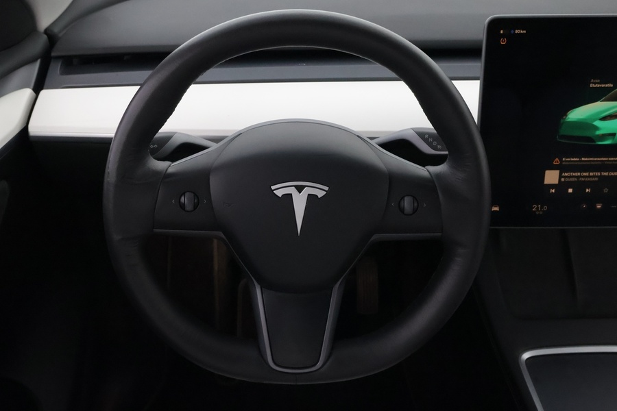 Tesla Model Y vaihtoauto