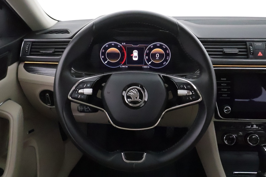 Skoda Superb vaihtoauto