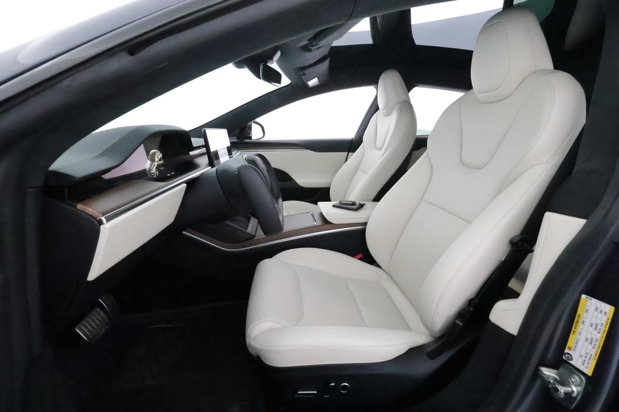 Tesla Model S vaihtoauto