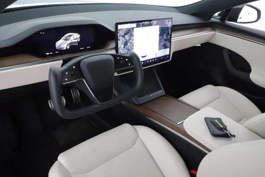 Tesla Model S vaihtoauto