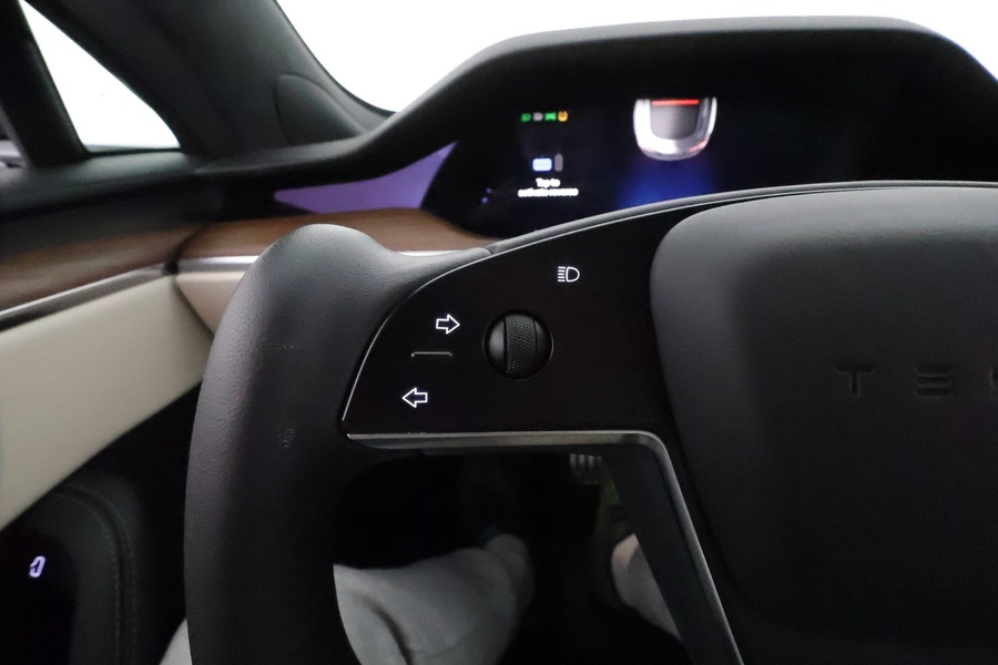 Tesla Model S vaihtoauto