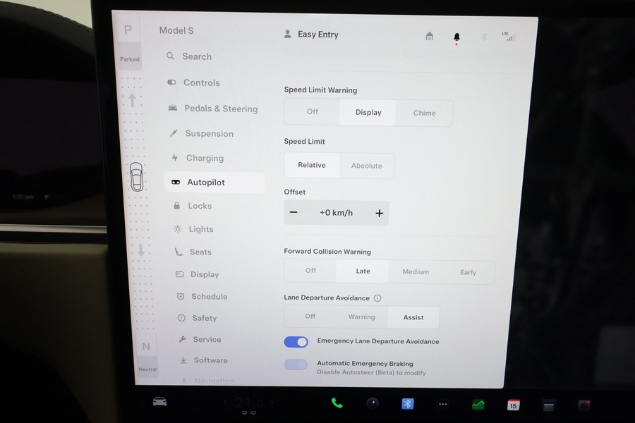 Tesla Model S vaihtoauto