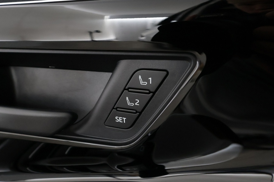 Toyota bZ4X vaihtoauto