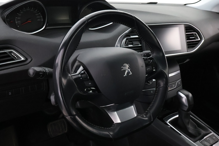 Peugeot 308 vaihtoauto