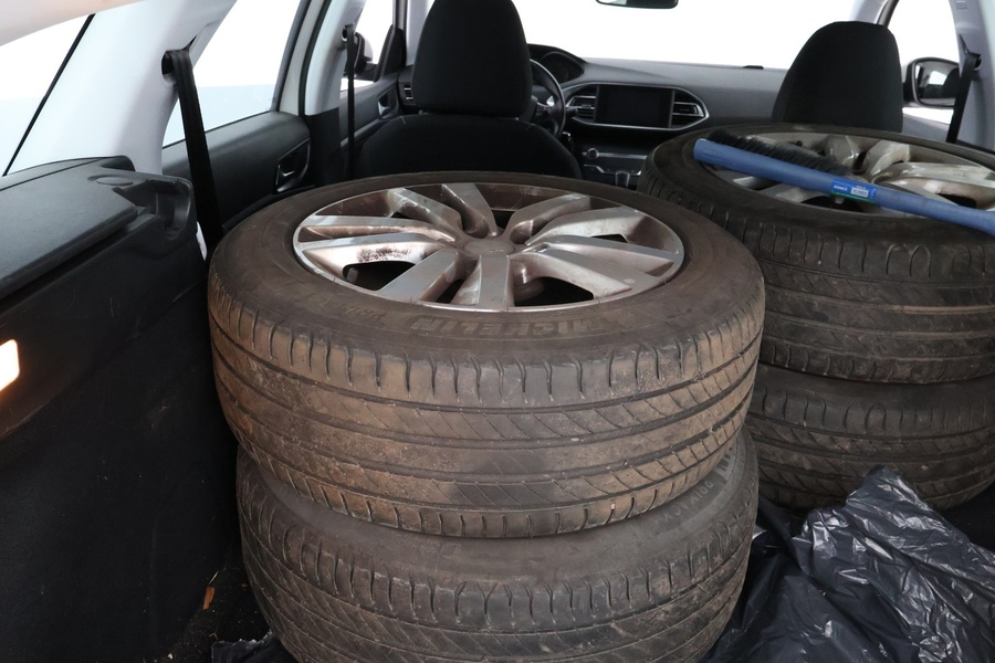 Peugeot 308 vaihtoauto