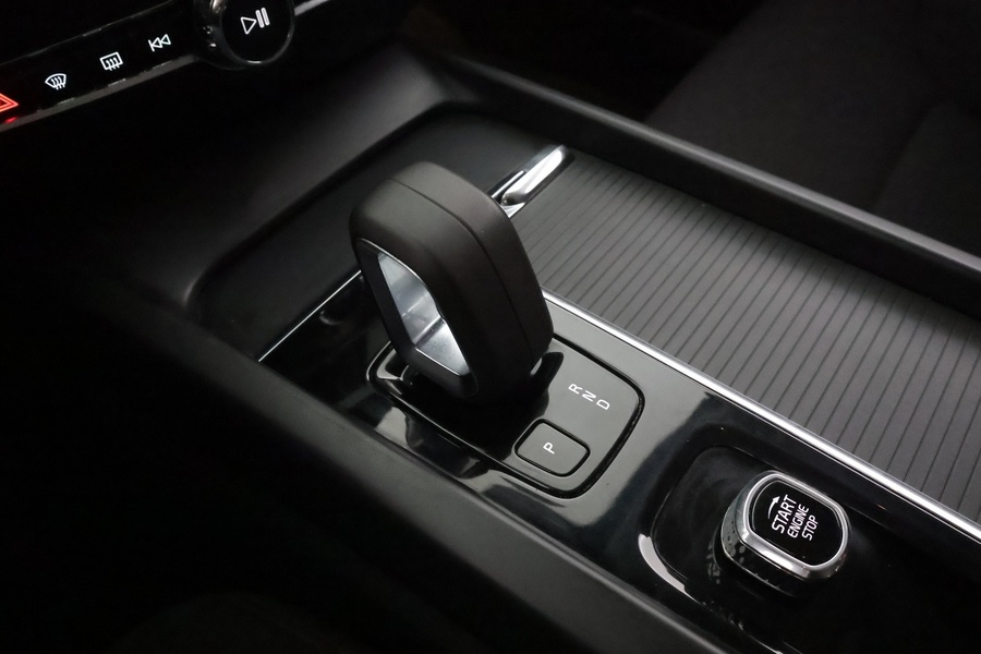 Volvo V60 Cross Country vaihtoauto