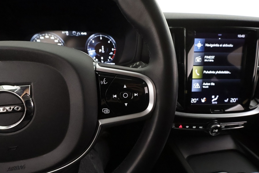 Volvo V60 Cross Country vaihtoauto