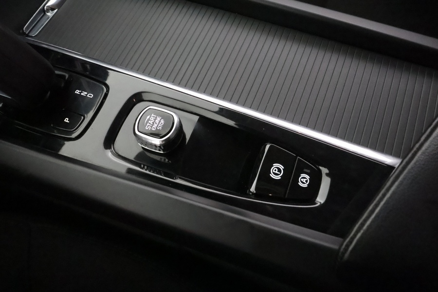 Volvo V60 Cross Country vaihtoauto