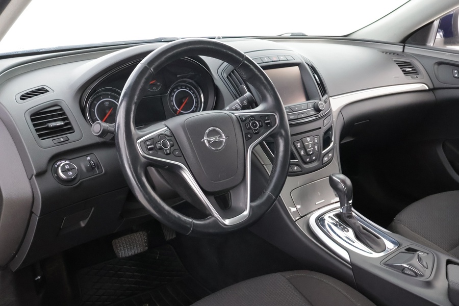 Opel Insignia vaihtoauto