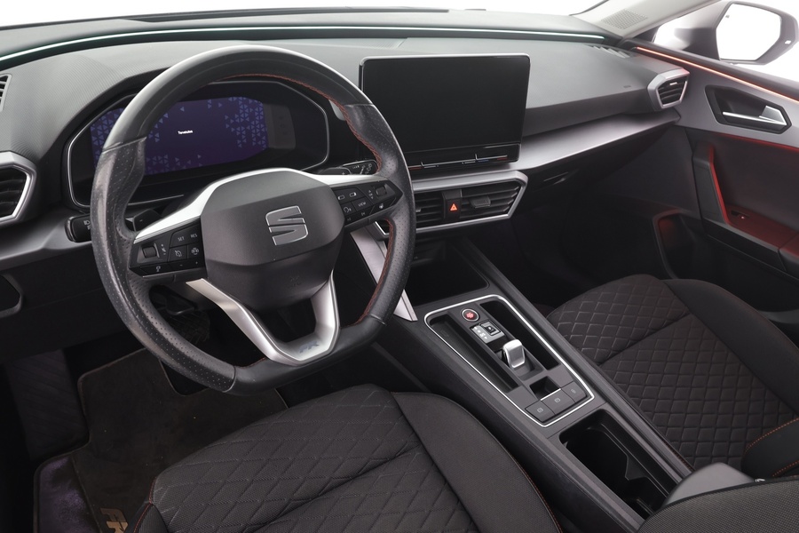 SEAT Leon Sportstourer vaihtoauto