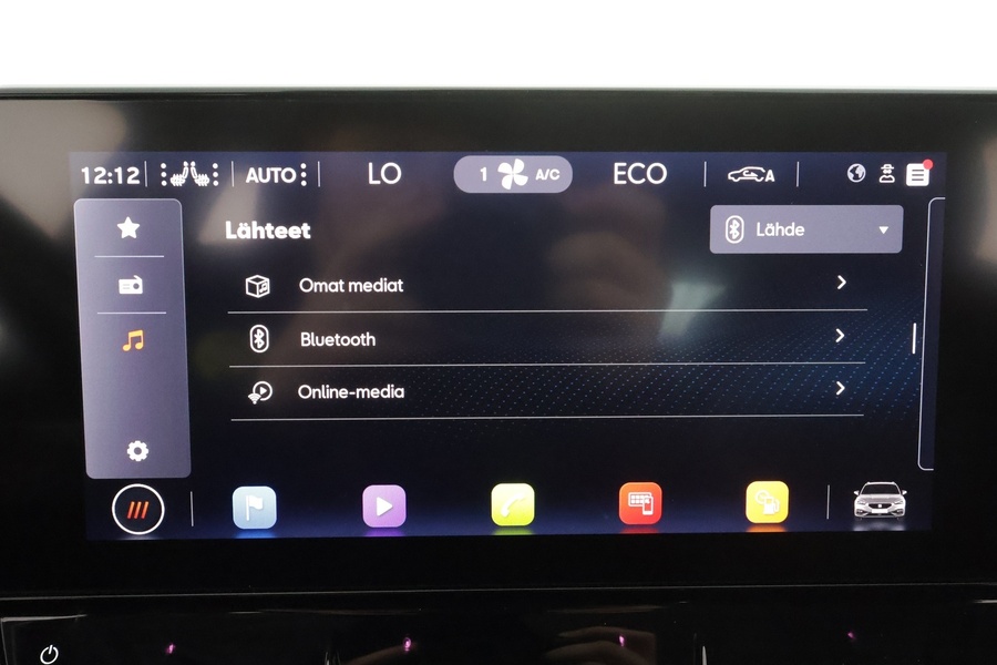 SEAT Leon Sportstourer vaihtoauto