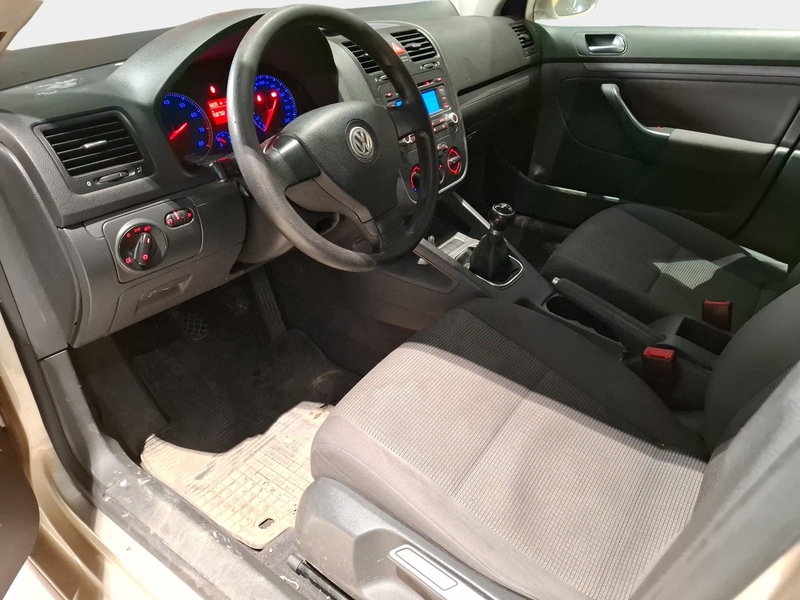 Volkswagen Jetta vaihtoauto