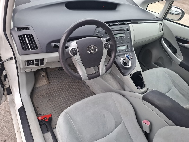 Toyota Prius vaihtoauto