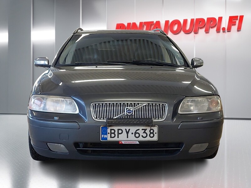 Volvo V70 vaihtoauto