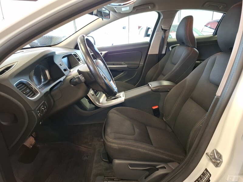 Volvo S60 Cross Country vaihtoauto