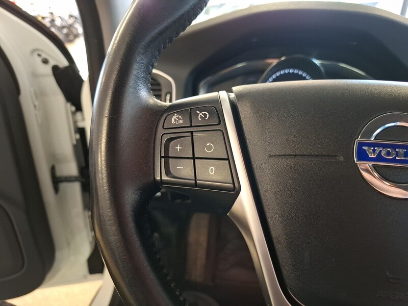 Volvo S60 Cross Country vaihtoauto