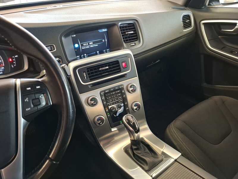 Volvo S60 Cross Country vaihtoauto